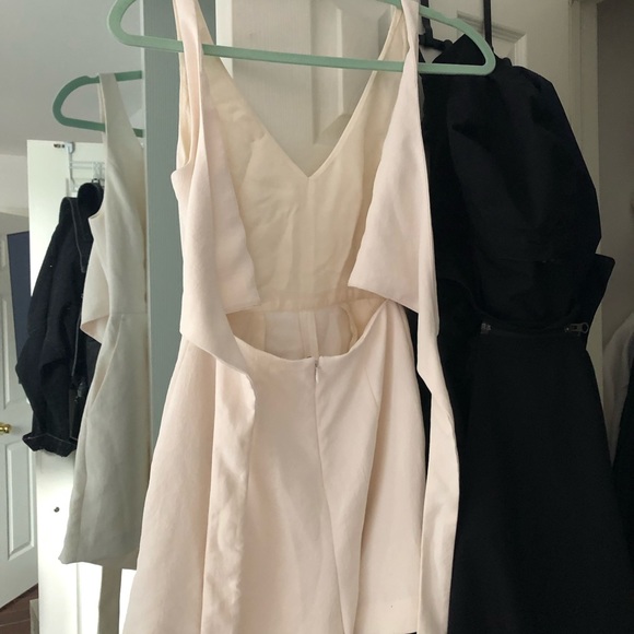 Aritizia tie up romper - Picture 1 of 3